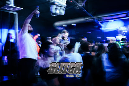 PHOTOS GLITCH : HAUNTED
