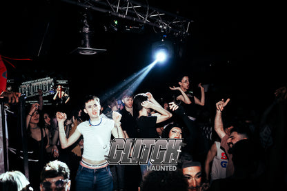 PHOTOS GLITCH : HAUNTED