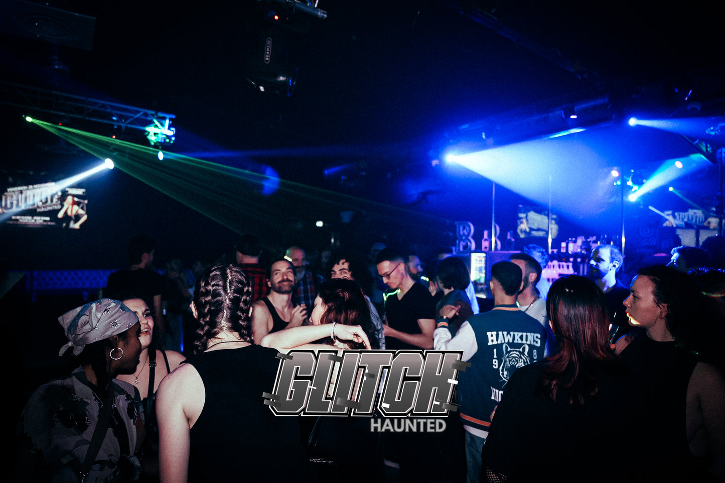 PHOTOS GLITCH : HAUNTED