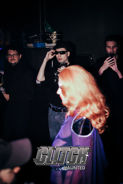 PHOTOS GLITCH : HAUNTED