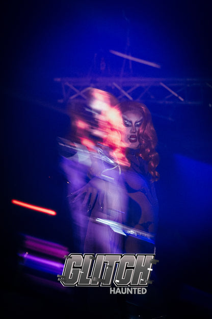 PHOTOS GLITCH : HAUNTED