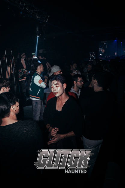 PHOTOS GLITCH : HAUNTED
