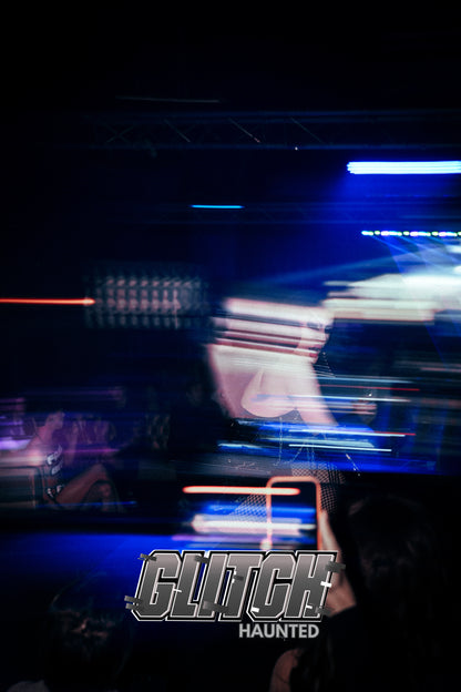 PHOTOS GLITCH : HAUNTED